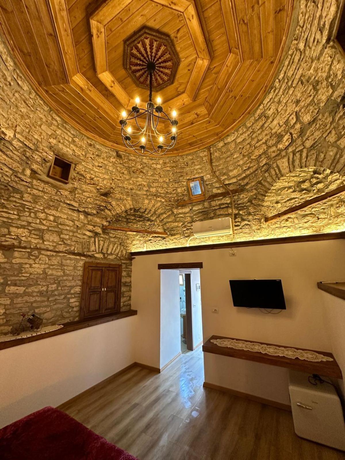 Doda Guest House Gjirokastër Extérieur photo