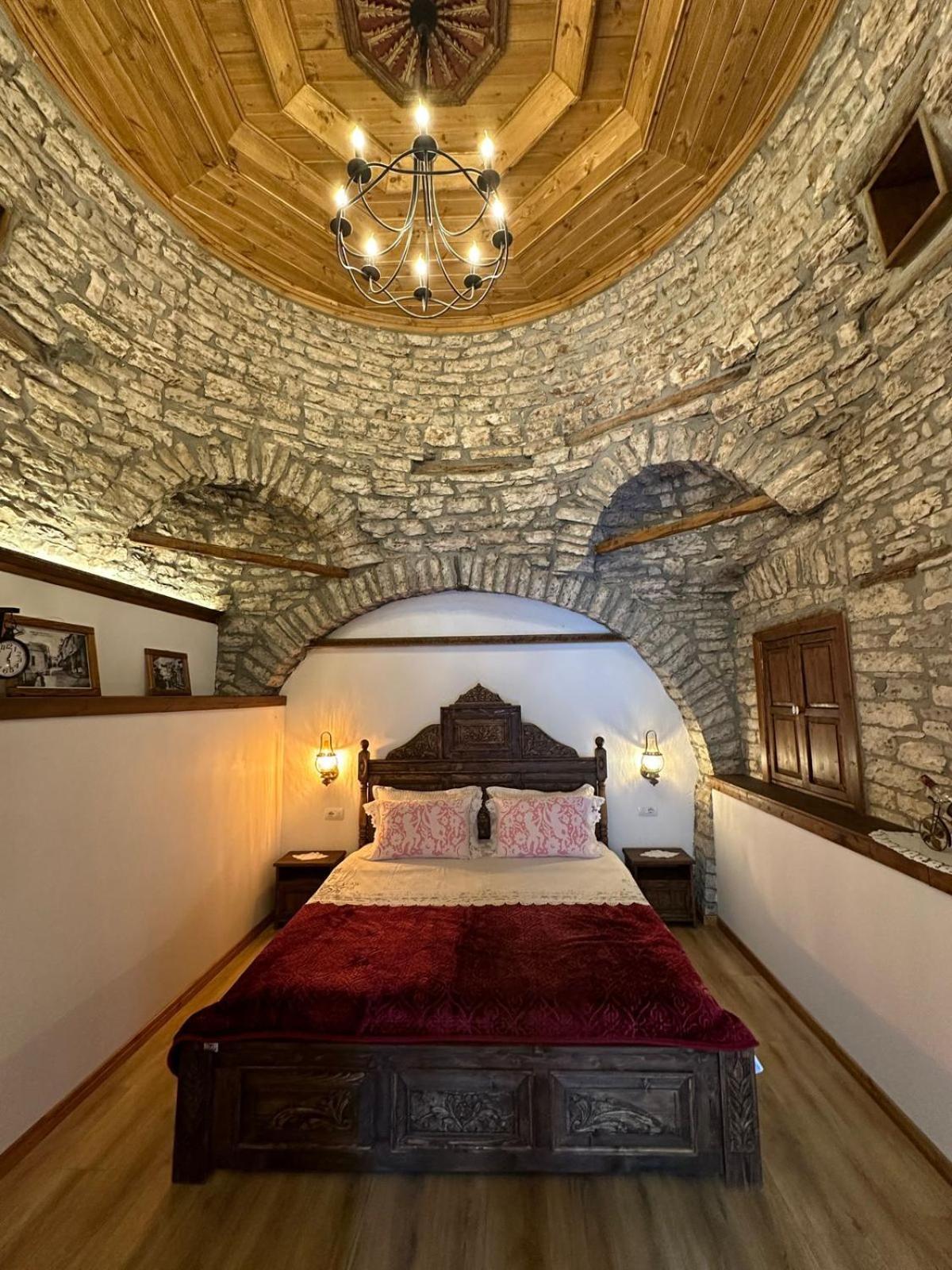 Doda Guest House Gjirokastër Extérieur photo