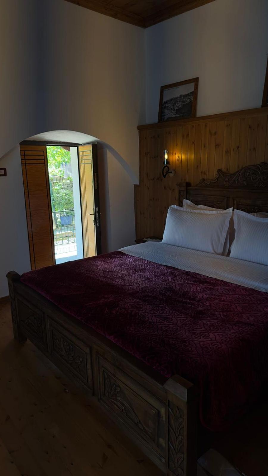 Doda Guest House Gjirokastër Extérieur photo