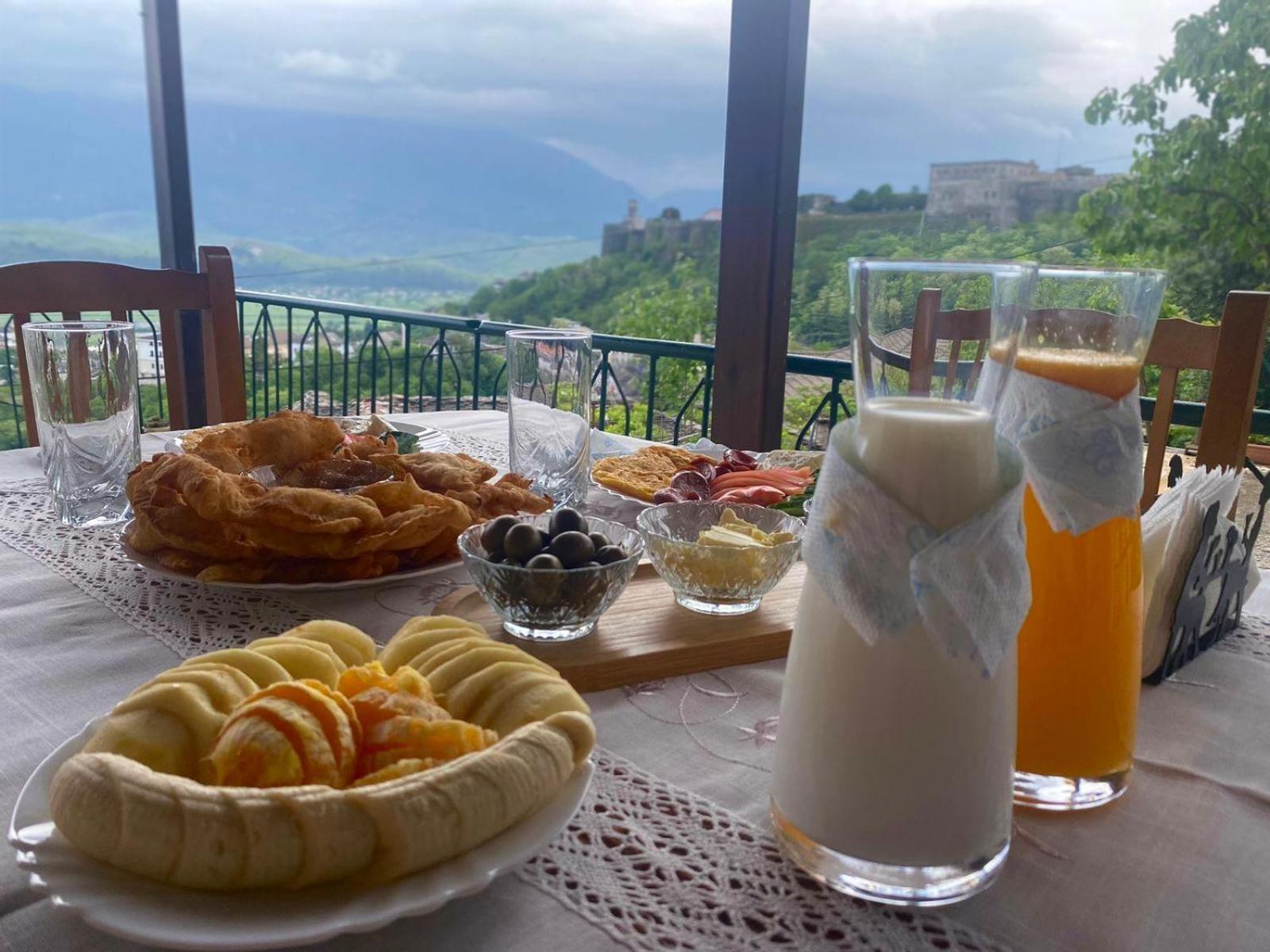 Doda Guest House Gjirokastër Extérieur photo